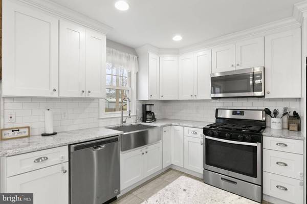 135 SILVER BIRCH RD, Williamstown, NJ 08094