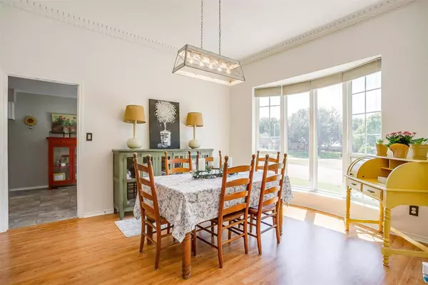 7800 Woodharbor Drive, Fort Worth, TX 76179