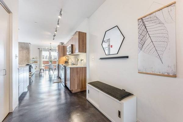 9 Medford St #313, Somerville, MA 02143