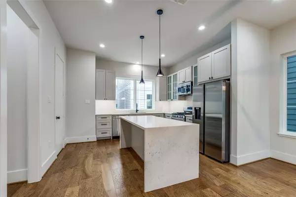 204 Burr ST #C, Houston, TX 77011