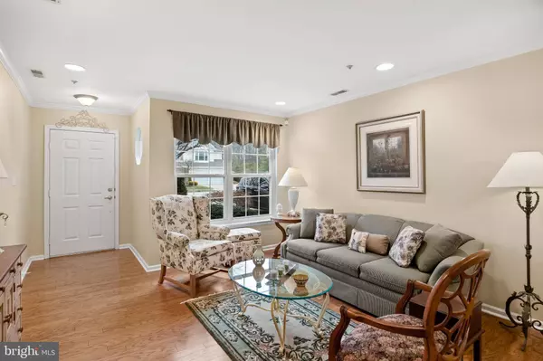 9 BUCKINGHAM WAY, Mount Laurel, NJ 08054