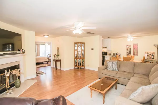 9678 Gage ST, Elk Grove, CA 95624