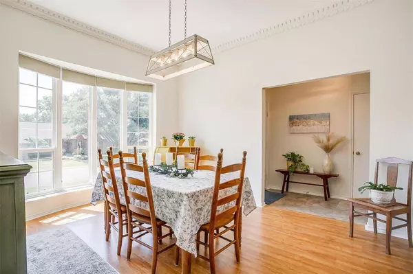 7800 Woodharbor Drive, Fort Worth, TX 76179