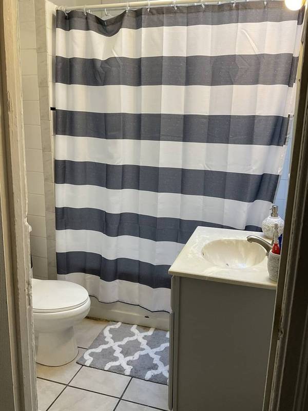 6706 S Parnell AVE, Chicago, IL 60621