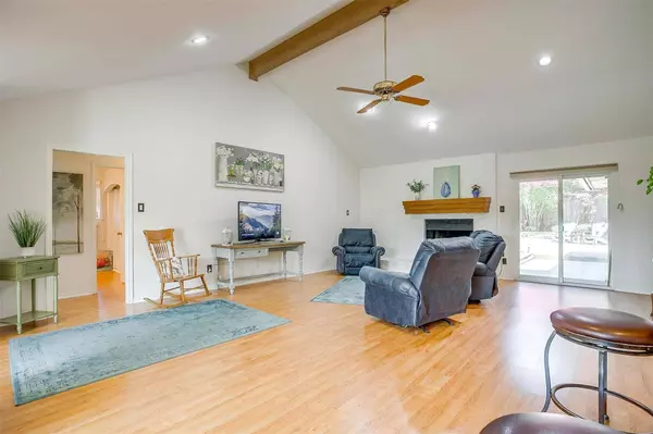 7800 Woodharbor Drive, Fort Worth, TX 76179