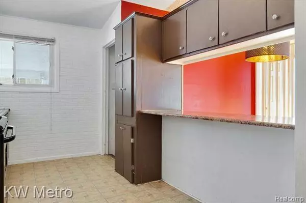 1257 DUFRAIN Avenue, Pontiac, MI 48342