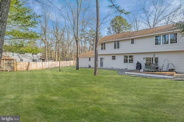 2 HEATHERWOOD CT, Medford, NJ 08055