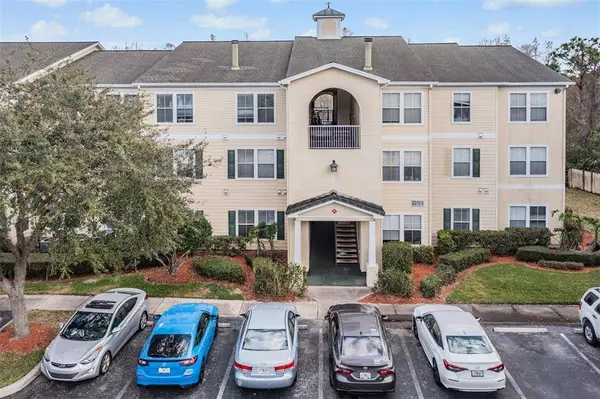 18173 STERLING GATE CIR #18173, Tampa, FL 33647