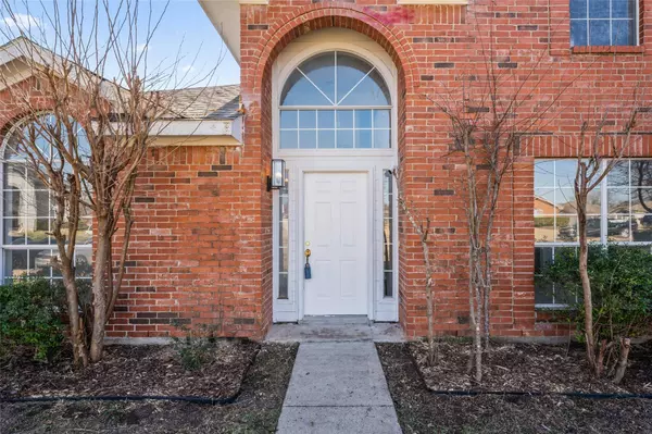 718 Garner Circle, Cedar Hill, TX 75104