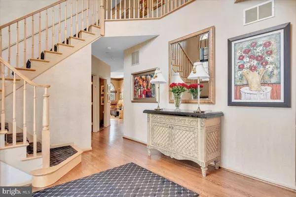 43 GALLOPING HILL RD, Cherry Hill, NJ 08003