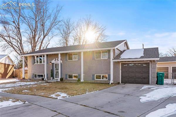 4337 San Miguel CIR, Colorado Springs, CO 80915