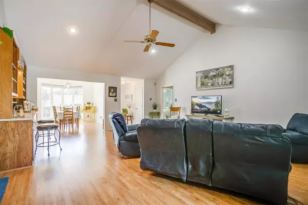 7800 Woodharbor Drive, Fort Worth, TX 76179