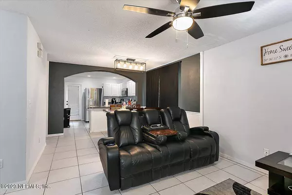 220 BEECH BROOK ST, St Johns, FL 32259