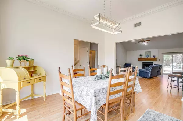 7800 Woodharbor Drive, Fort Worth, TX 76179