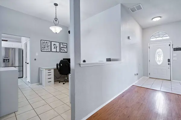 4506 Emerald Leaf Drive, Mansfield, TX 76063