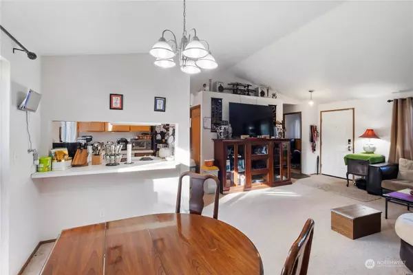 1408 205th Street Ct E, Spanaway, WA 98387