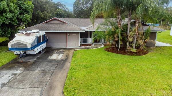 1345 SW 21st PL, Vero Beach, FL 32962