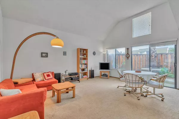 100 Portola WAY 2, Tracy, CA 95376