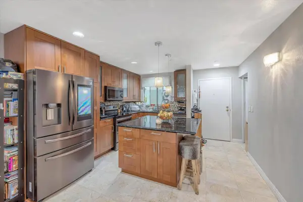 320 Peninsula AVE 211, San Mateo, CA 94401