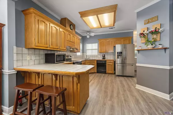 34874 ST REGIS CT, Denham Springs, LA 70706