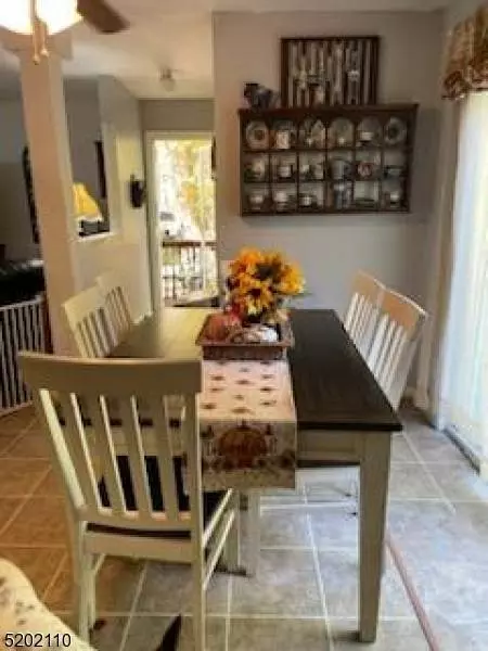 50 Zulauf Ln, Oxford Twp., NJ 07863