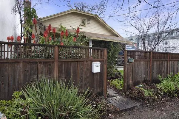 140 Myrtle RD, Burlingame, CA 94010