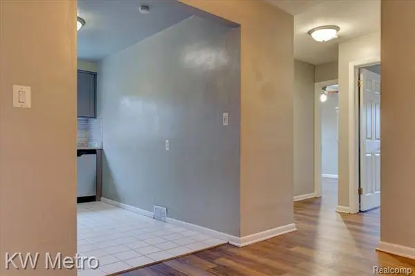 449 N ETON Street 503, Birmingham, MI 48009