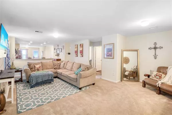 10227 Dawson Hill LN, Houston, TX 77044