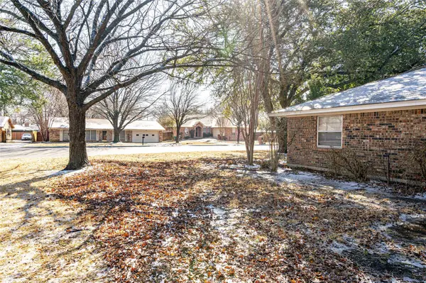 1415 E Windsor Drive, Denton, TX 76209