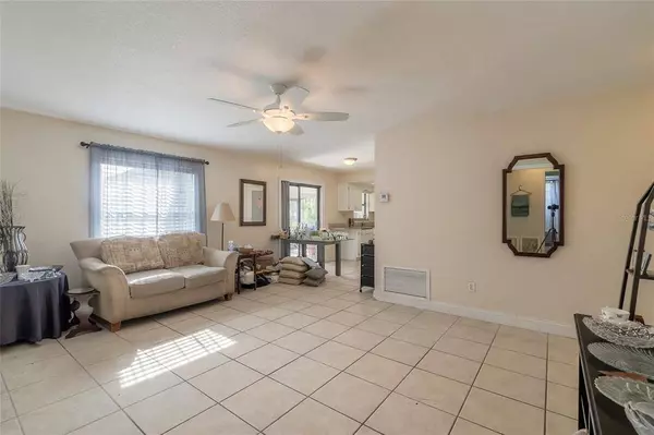 1374 ANA MARIA CIR, Port Orange, FL 32129