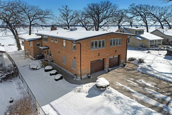 5010 Woodrow AVE, Mchenry, IL 60051