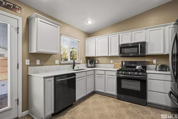 17625 Trout Ct, Reno, NV 89508-2504