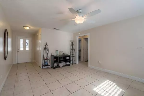 1374 ANA MARIA CIR, Port Orange, FL 32129