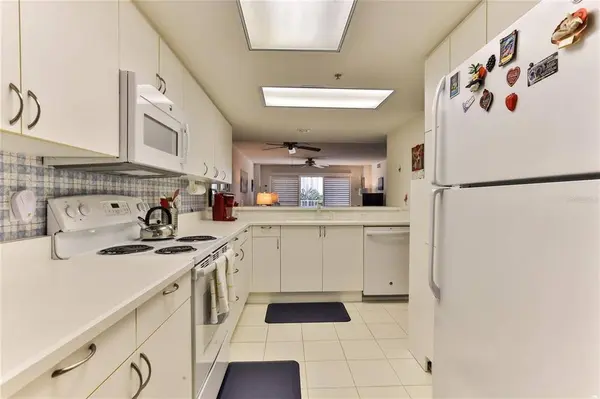 4 OCEANS WEST BLVD #302A, Daytona Beach Shores, FL 32118