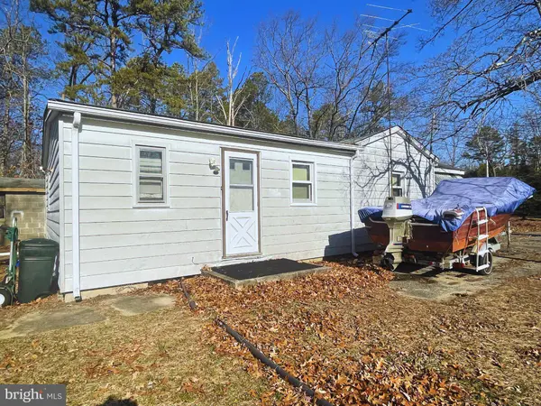 628 6TH RD, Newtonville, NJ 08346