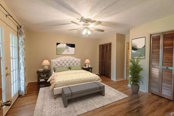 1127 BRIARHURST DR, Baton Rouge, LA 70810