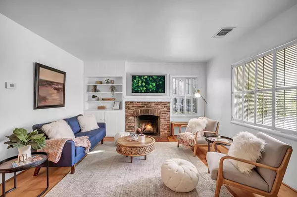 2257 11th AVE, Sacramento, CA 95818