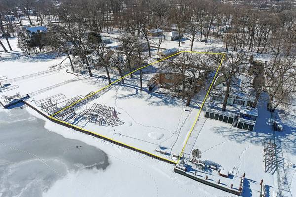 5010 Woodrow AVE, Mchenry, IL 60051