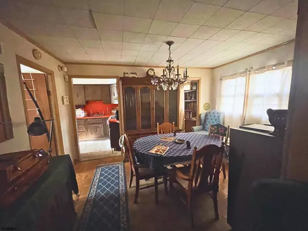 628 6th Ave, Newtonville, NJ 08346