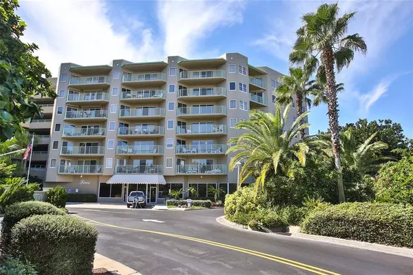 4 OCEANS WEST BLVD #302A, Daytona Beach Shores, FL 32118