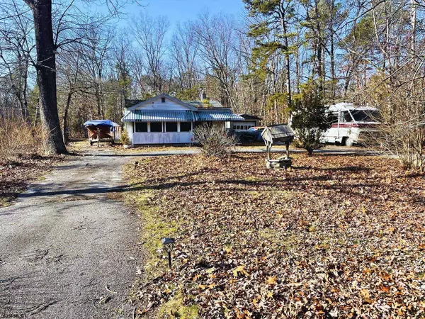 628 6th Ave, Newtonville, NJ 08346