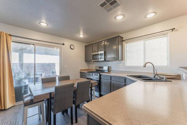 546 Beckton Park Avenue, Las Vegas, NV 89178