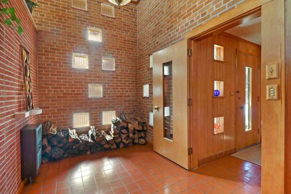 5010 Woodrow AVE, Mchenry, IL 60051