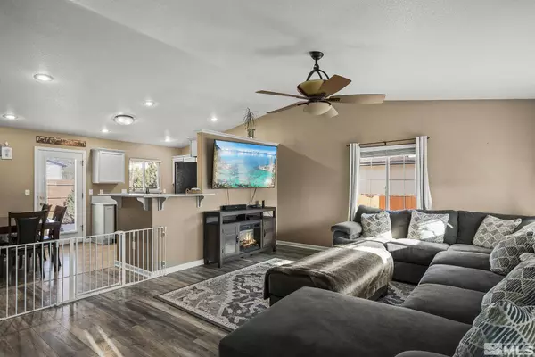 17625 Trout Ct, Reno, NV 89508-2504