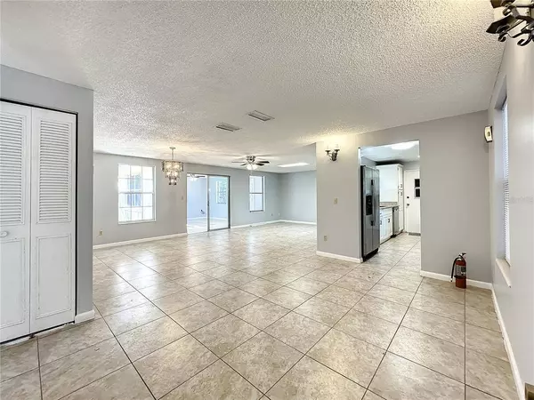 4090 SW 143RD LANE RD, Ocala, FL 34473