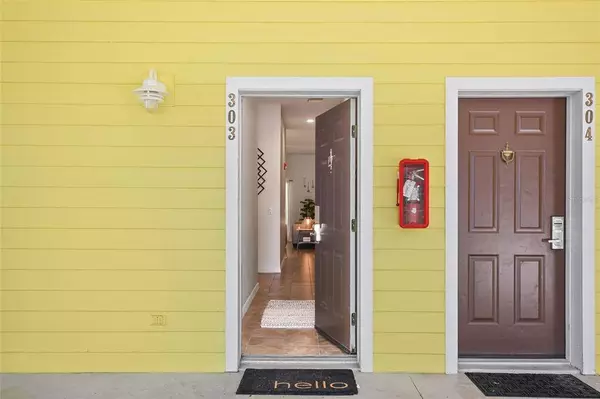 303 LUCAYA LOOP, Davenport, FL 33897