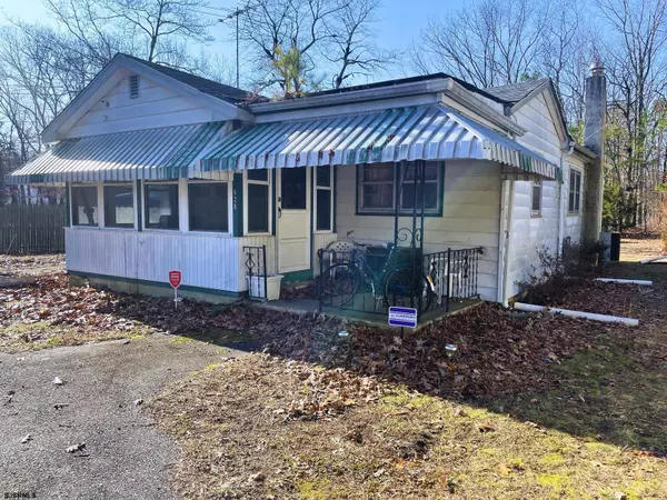 628 6th Ave, Newtonville, NJ 08346