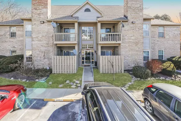 7566 Reflections Drive Unit 1, Indianapolis, IN 46214