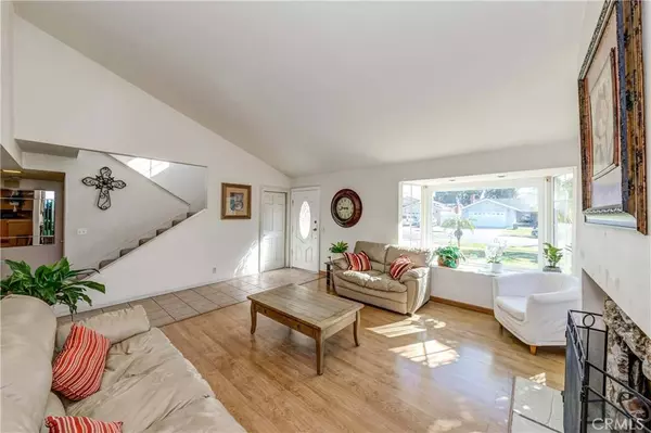 3113 W Vallejo DR, Anaheim, CA 92804