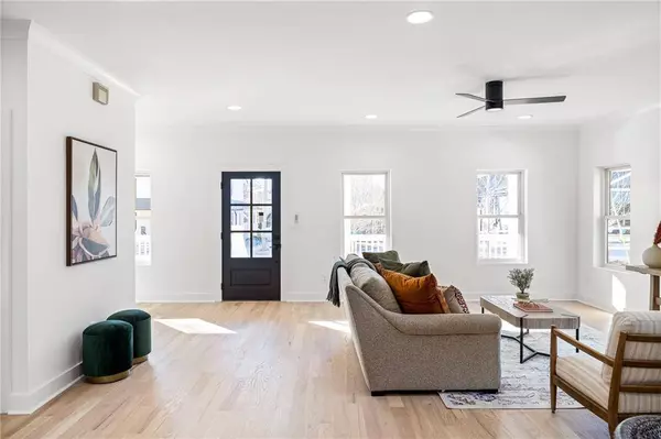 3148 Robinson AVE, Scottdale, GA 30079